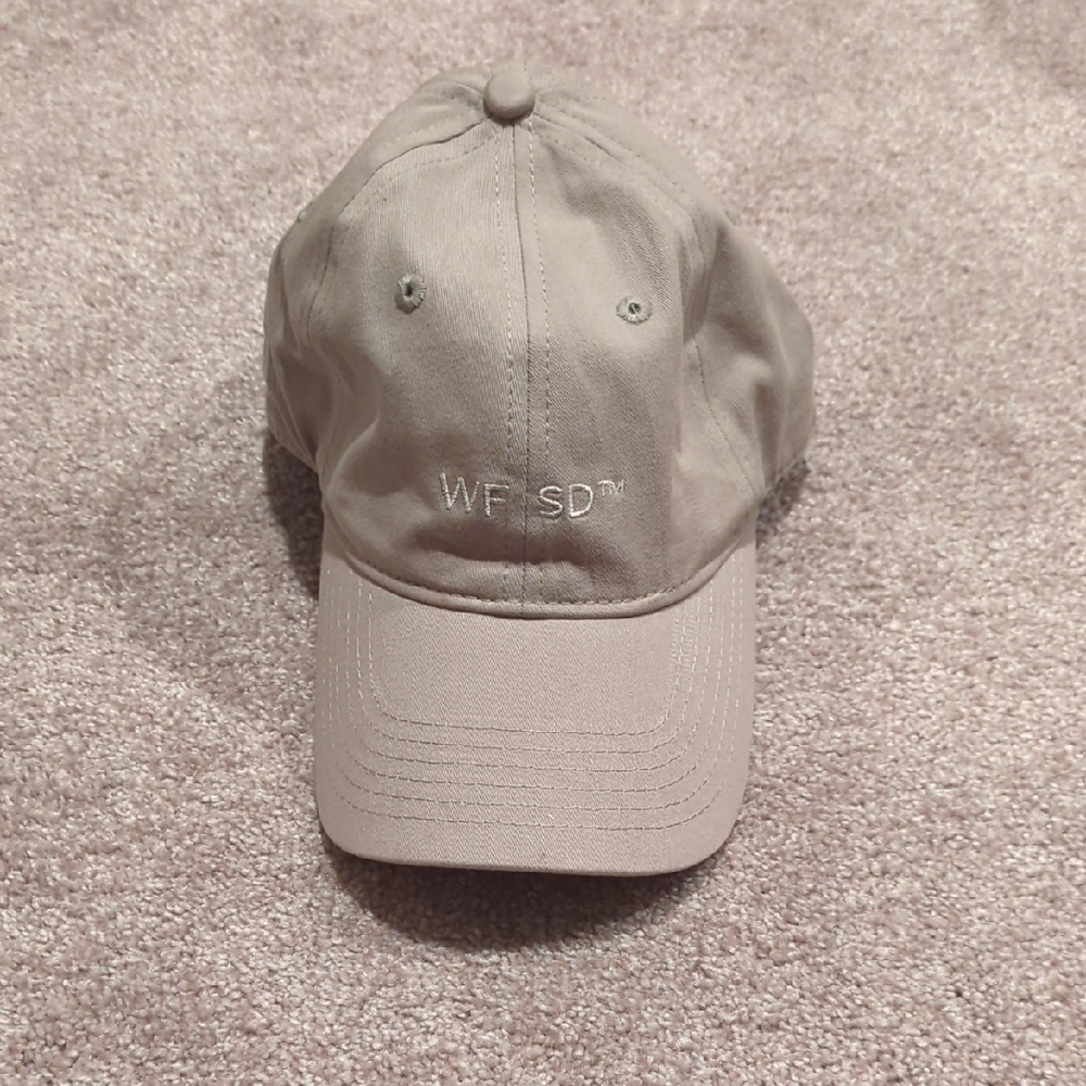 White Fox X Sarah's Day Hat